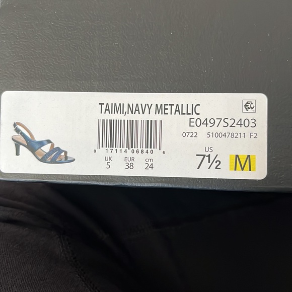 COPY - Naturalizer Taimi Formal Sandal - Navy Metallic/Glitter - Picture 6 of 6